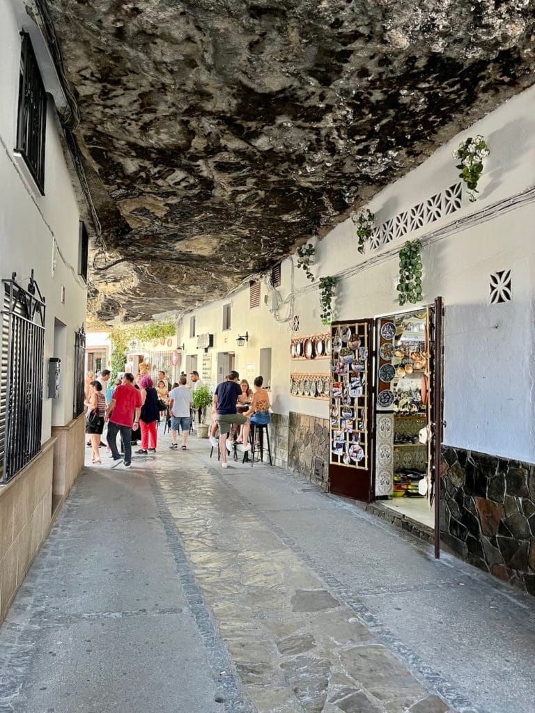 Setenil de las Bodegas